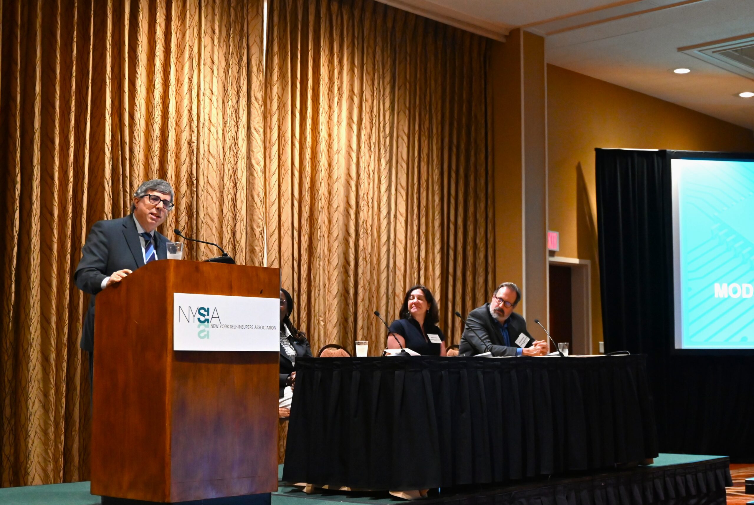Executive Director Steve Scotti addresses attendees